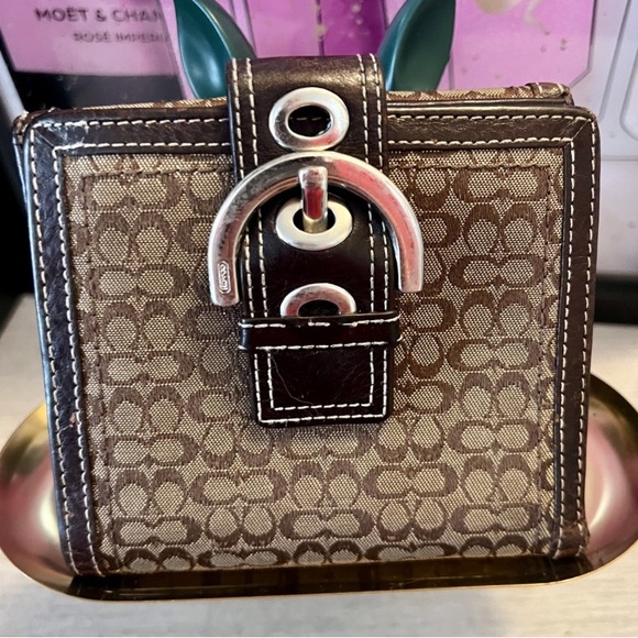 Coach Vintage Soho Signature Canvas & Leather Buckle Bifold Wallet
